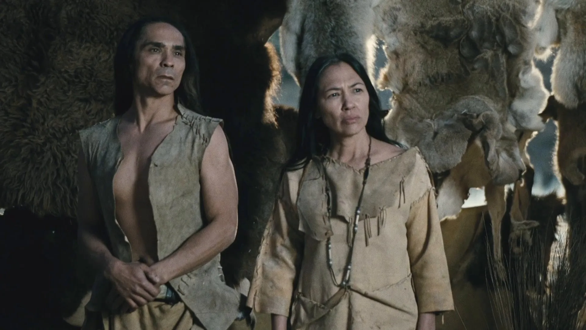 Irene Bedard and Zahn McClarnon in Westworld (2016)