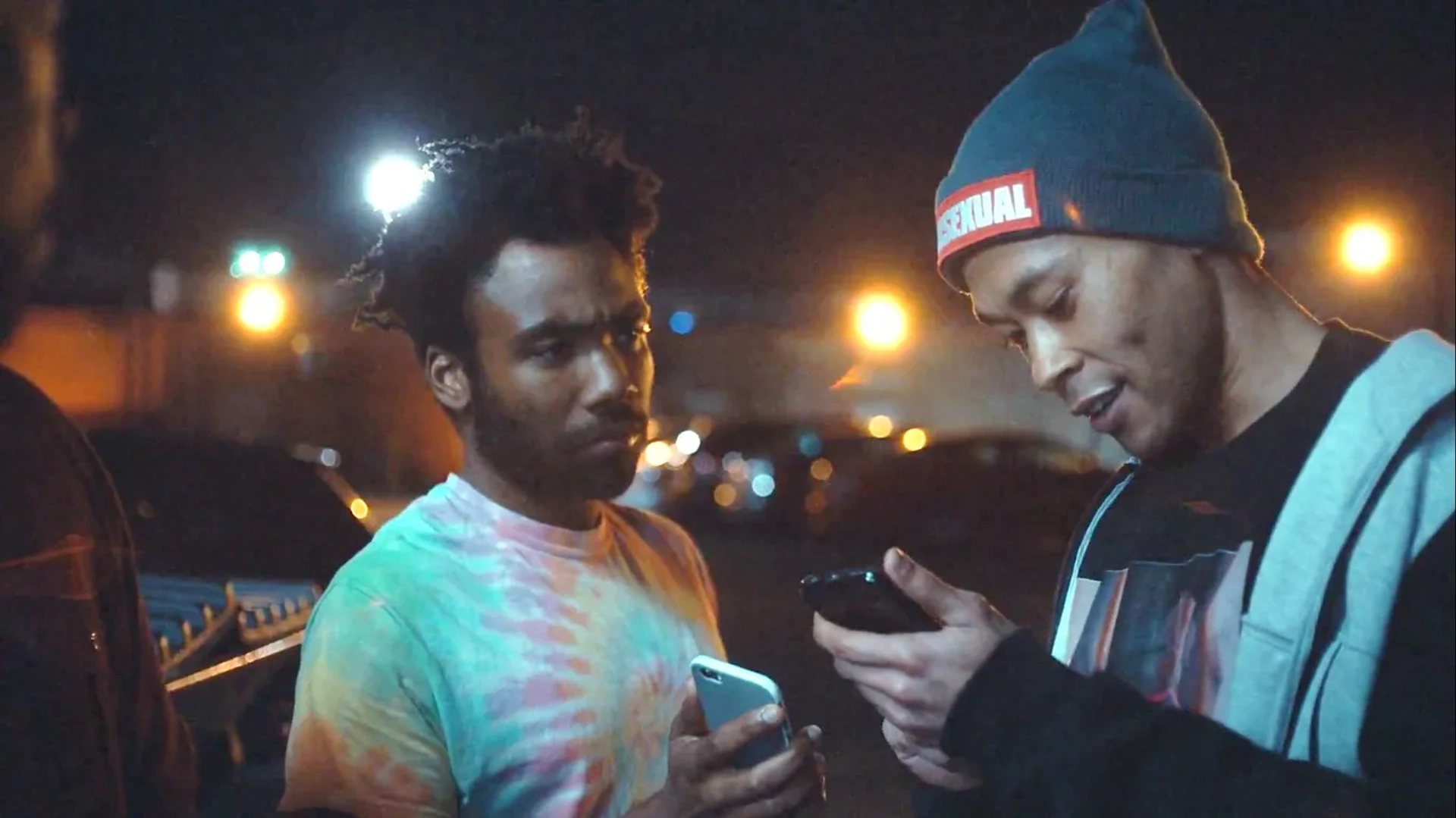 Still of Freddie Kuguru and Donald Glover in Atlanta, The Streisand Effect