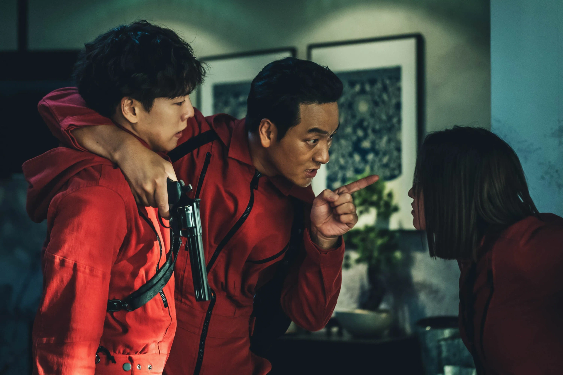 Park Hae-soo, Lee Hyun-woo, and Jeon Jong-seo in Money Heist: Korea - Joint Economic Area (2022)