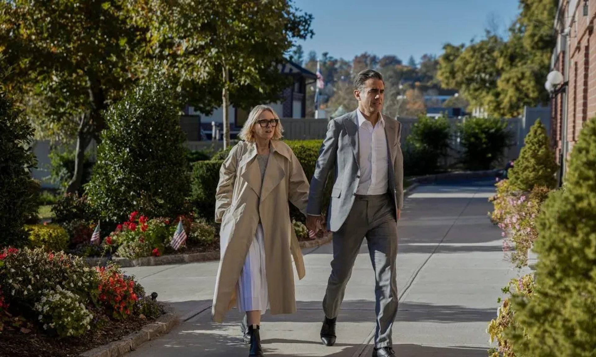 Bobby Cannavale and Naomi Watts in The Watcher (2022)