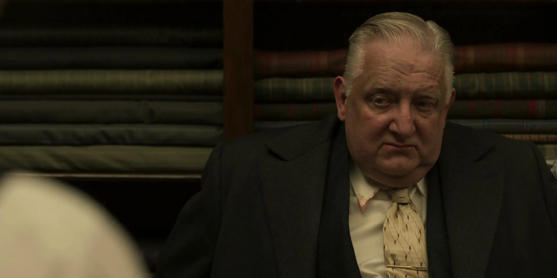 Simon Russell Beale in The Outfit (2022)