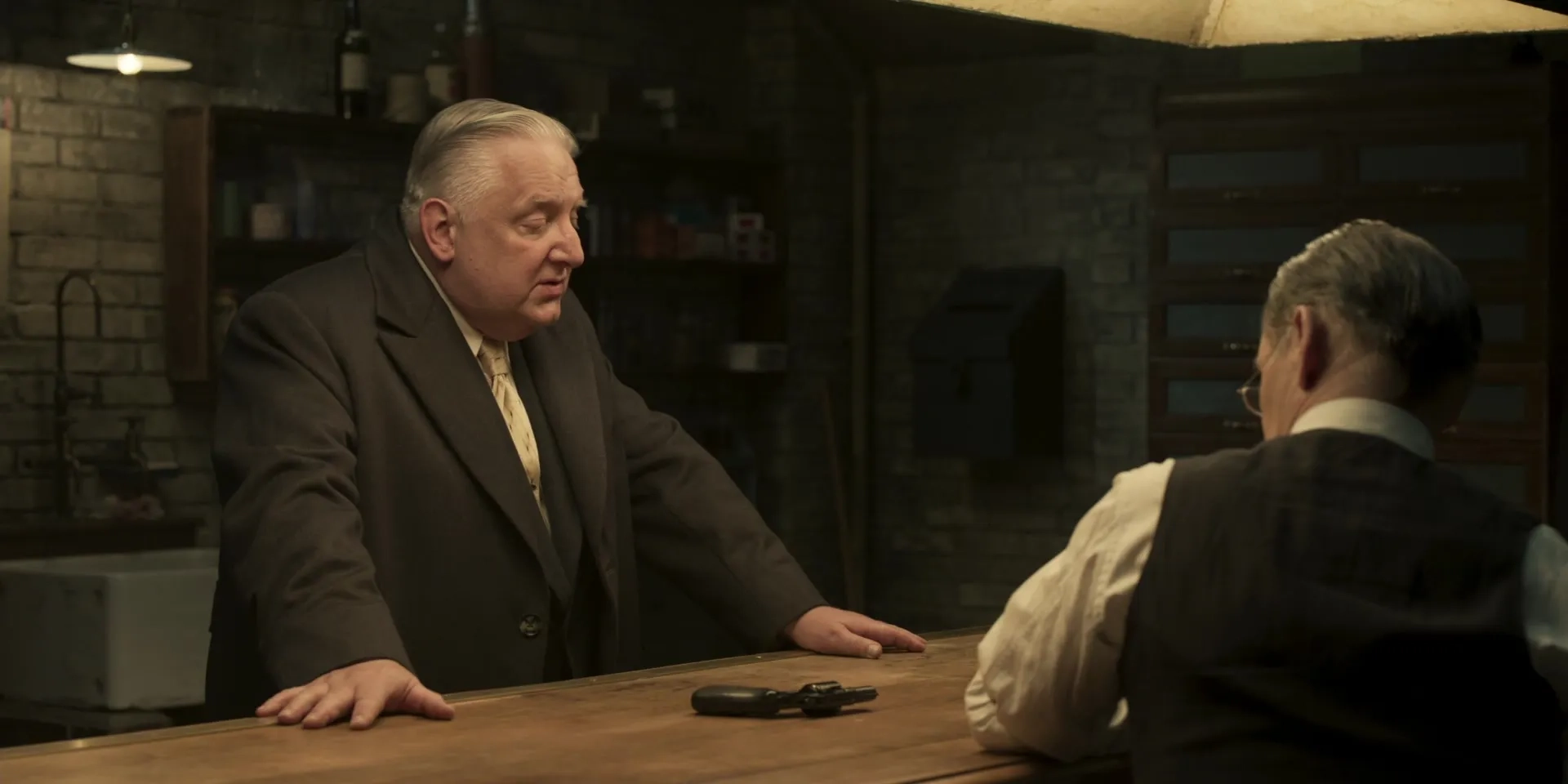 Simon Russell Beale and Mark Rylance in The Outfit (2022)