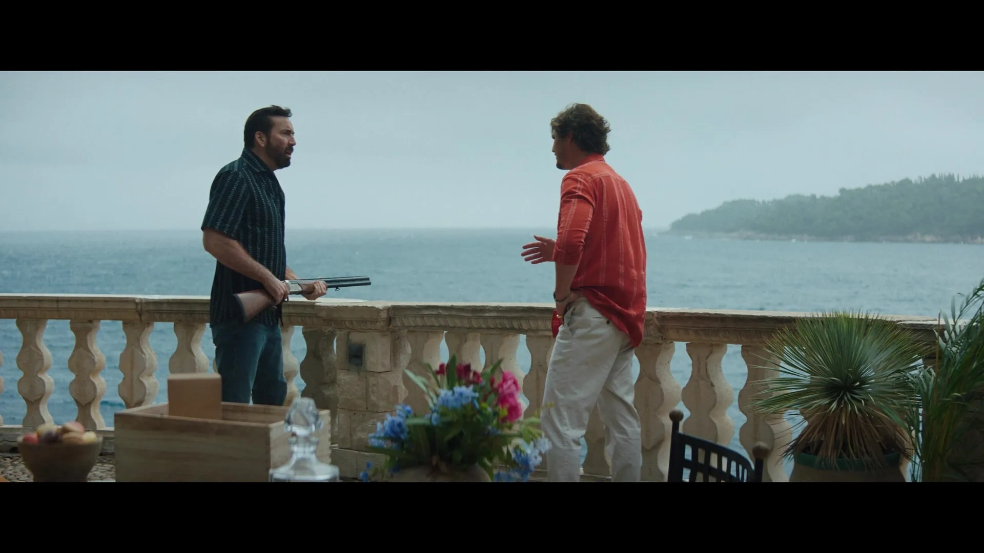 Nicolas Cage and Pedro Pascal in The Unbearable Weight of Massive Talent (2022)