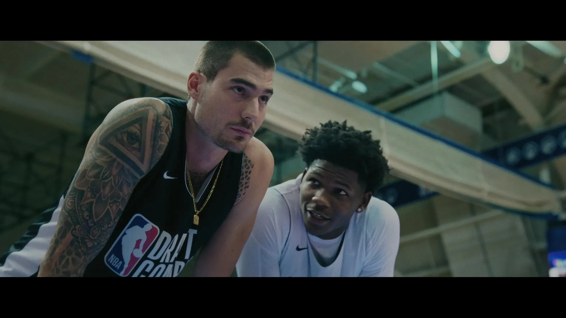 Anthony Edwards and Juancho Hernangomez in Hustle (2022)