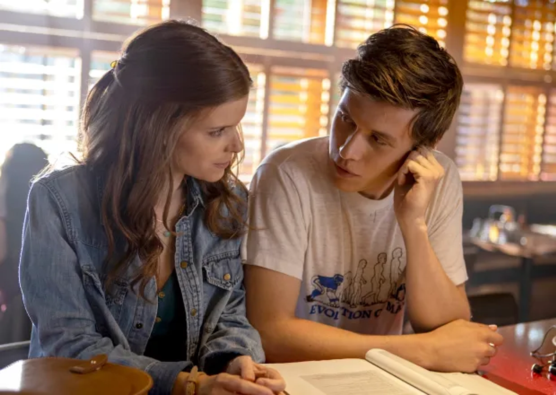 Kate Mara and Nick Robinson in A Teacher (2020)