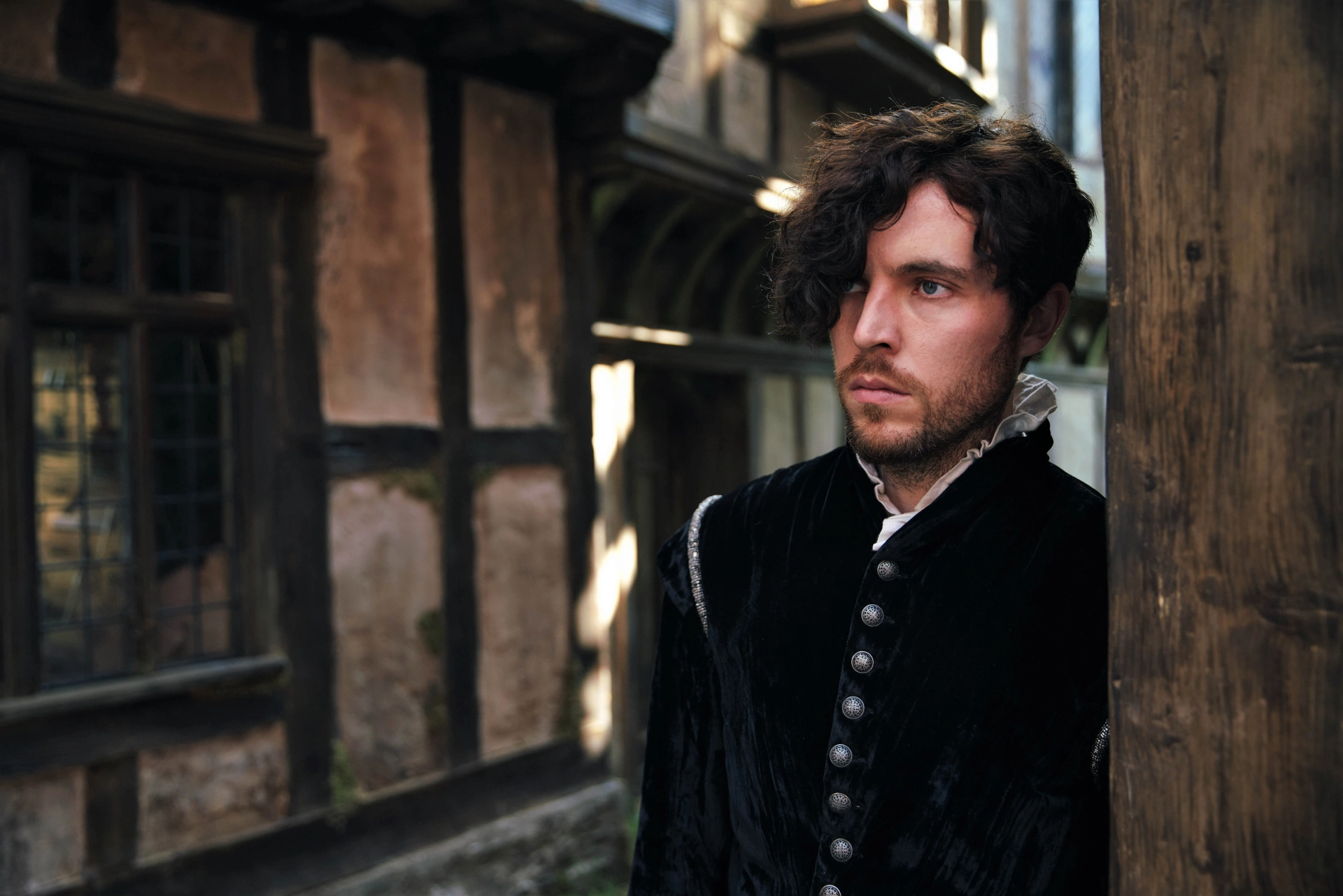 Tom Hughes in A Discovery of Witches: Episode #2.5 (2021)