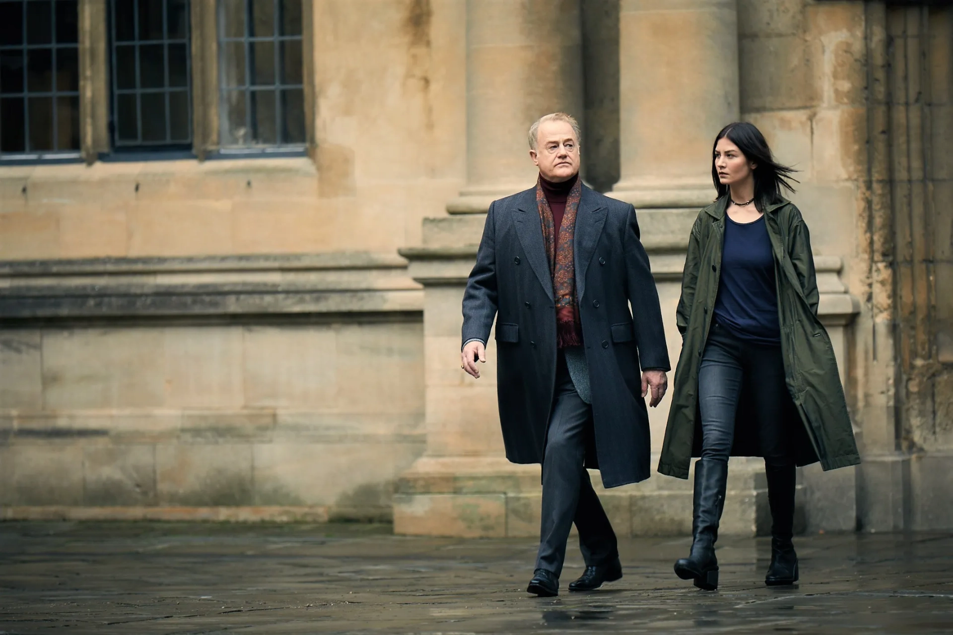 Owen Teale and Malin Buska in A Discovery of Witches (2018)