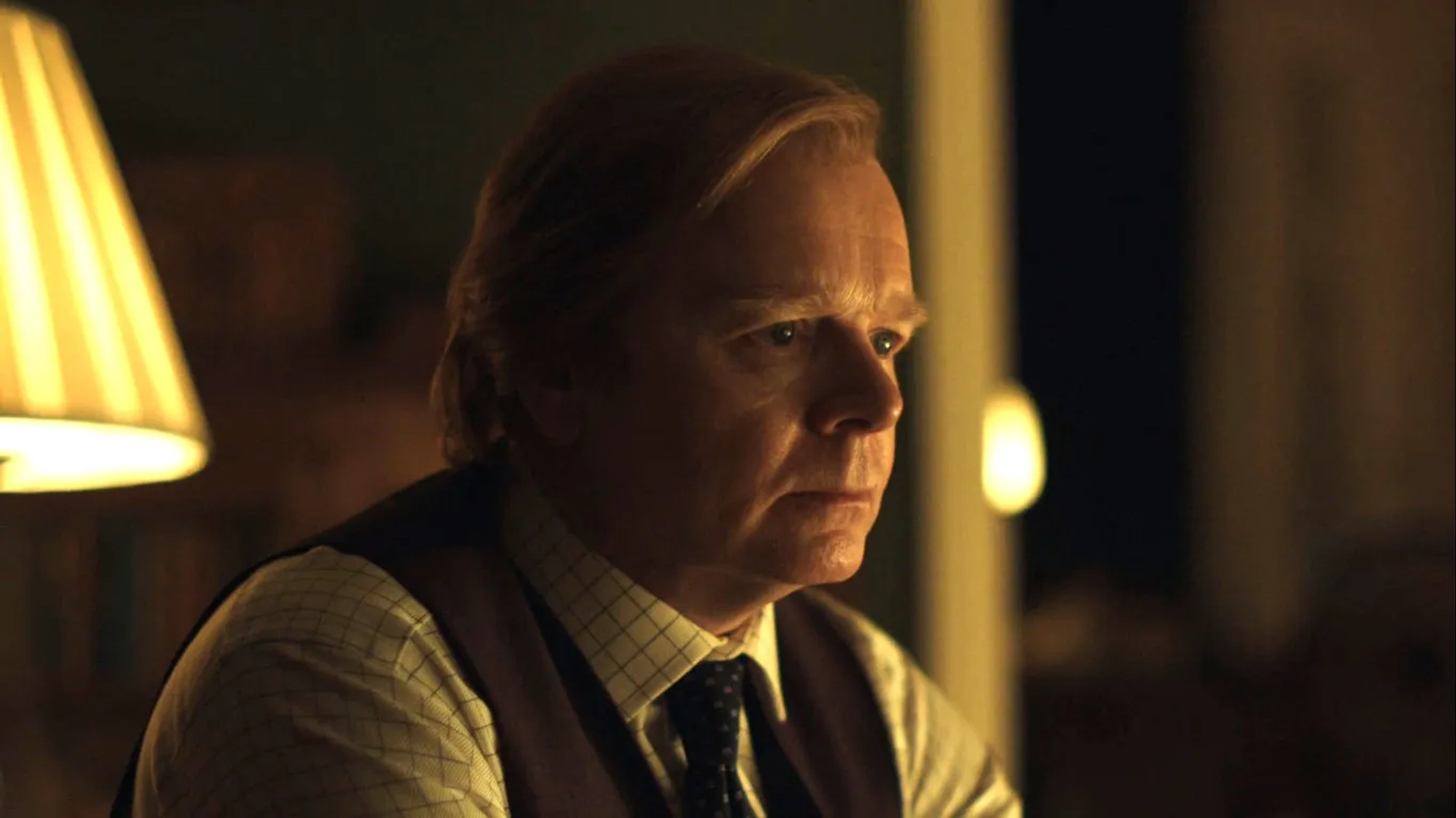 Jason Watkins in Des (2020)