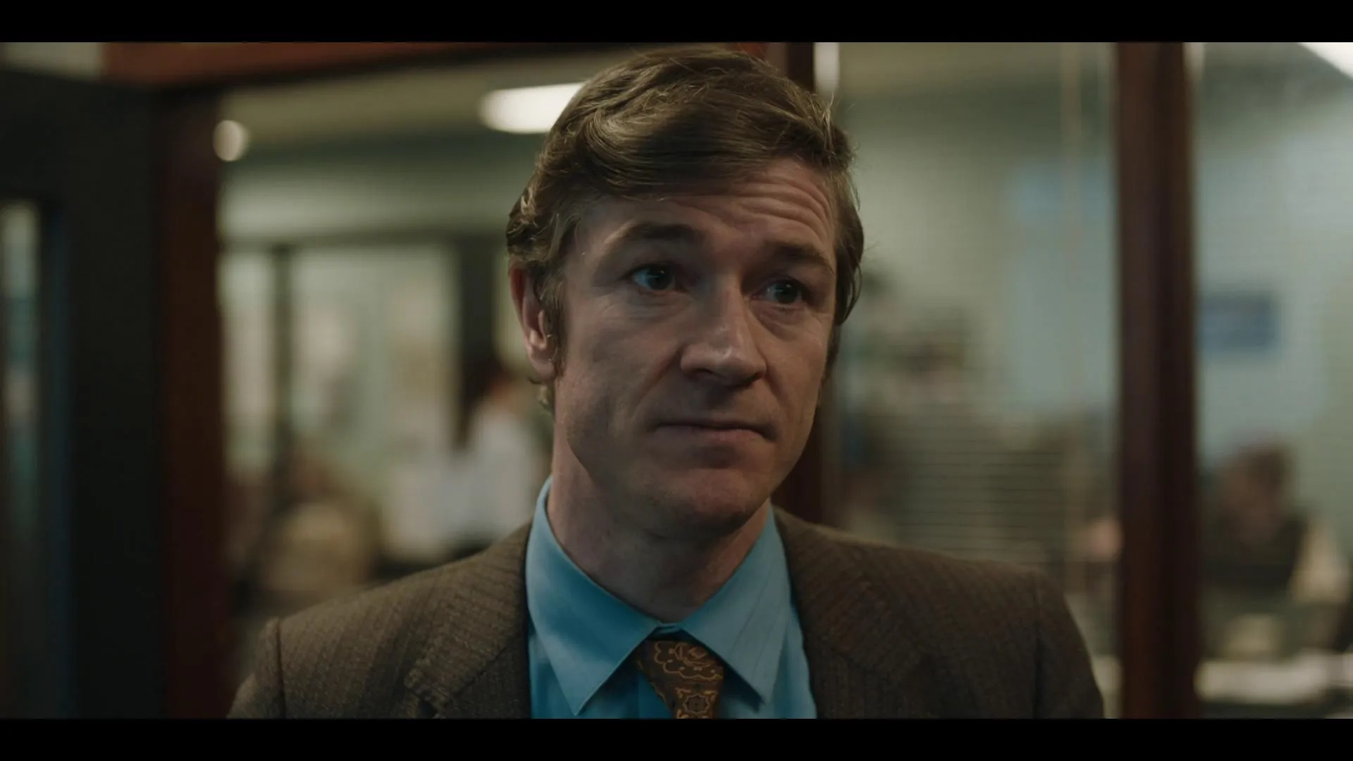 Barry Ward in Des (2020)