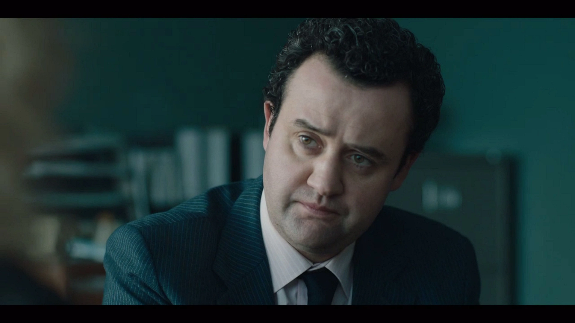 Daniel Mays in Des (2020)