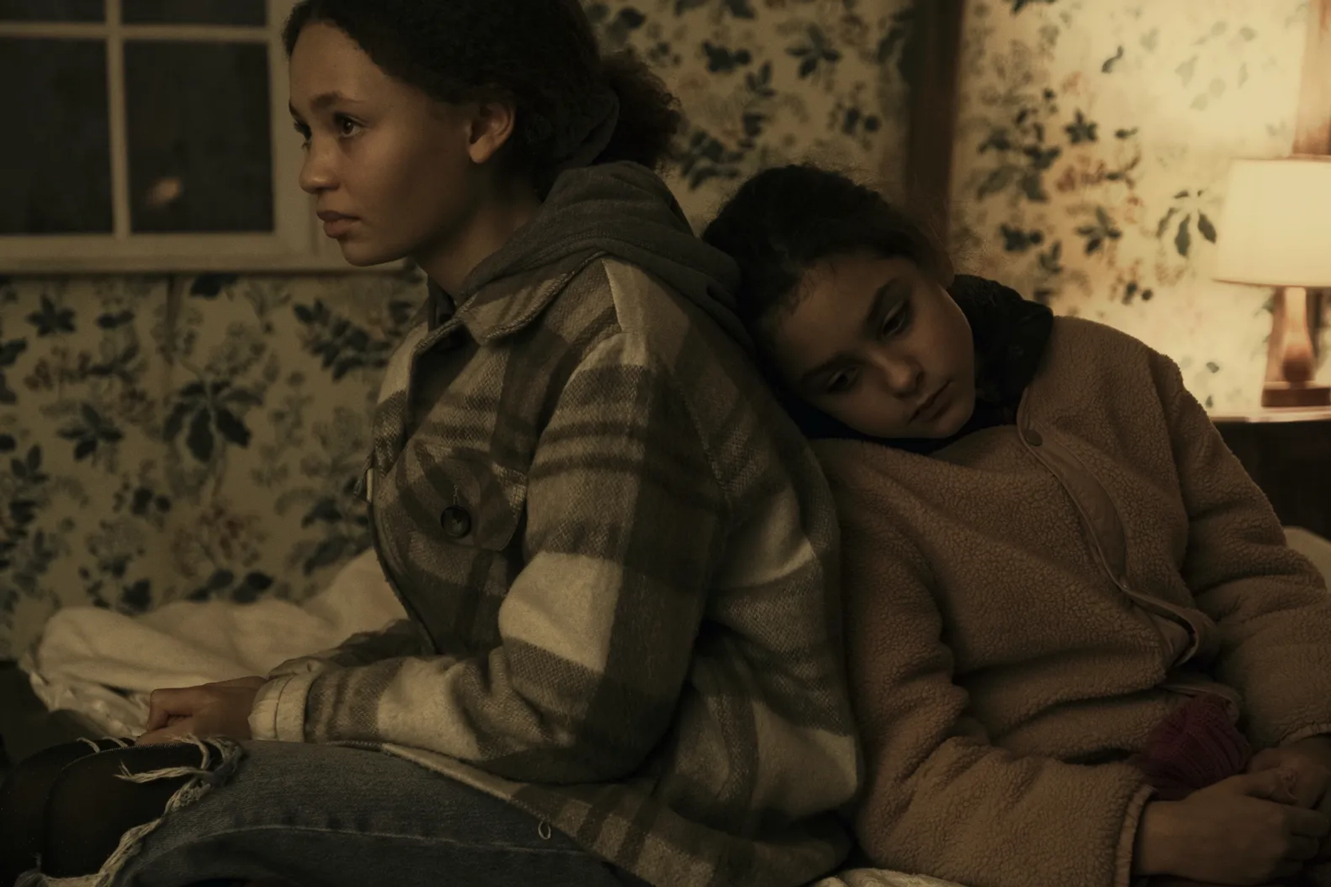 Charlotte Gairdner-Mihell and Nico Parker in The Third Day (2020)