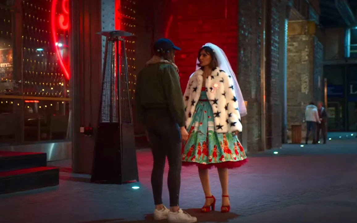 Hannah John-Kamen and Ritu Arya in The Stranger: Episode #1.3 (2020)