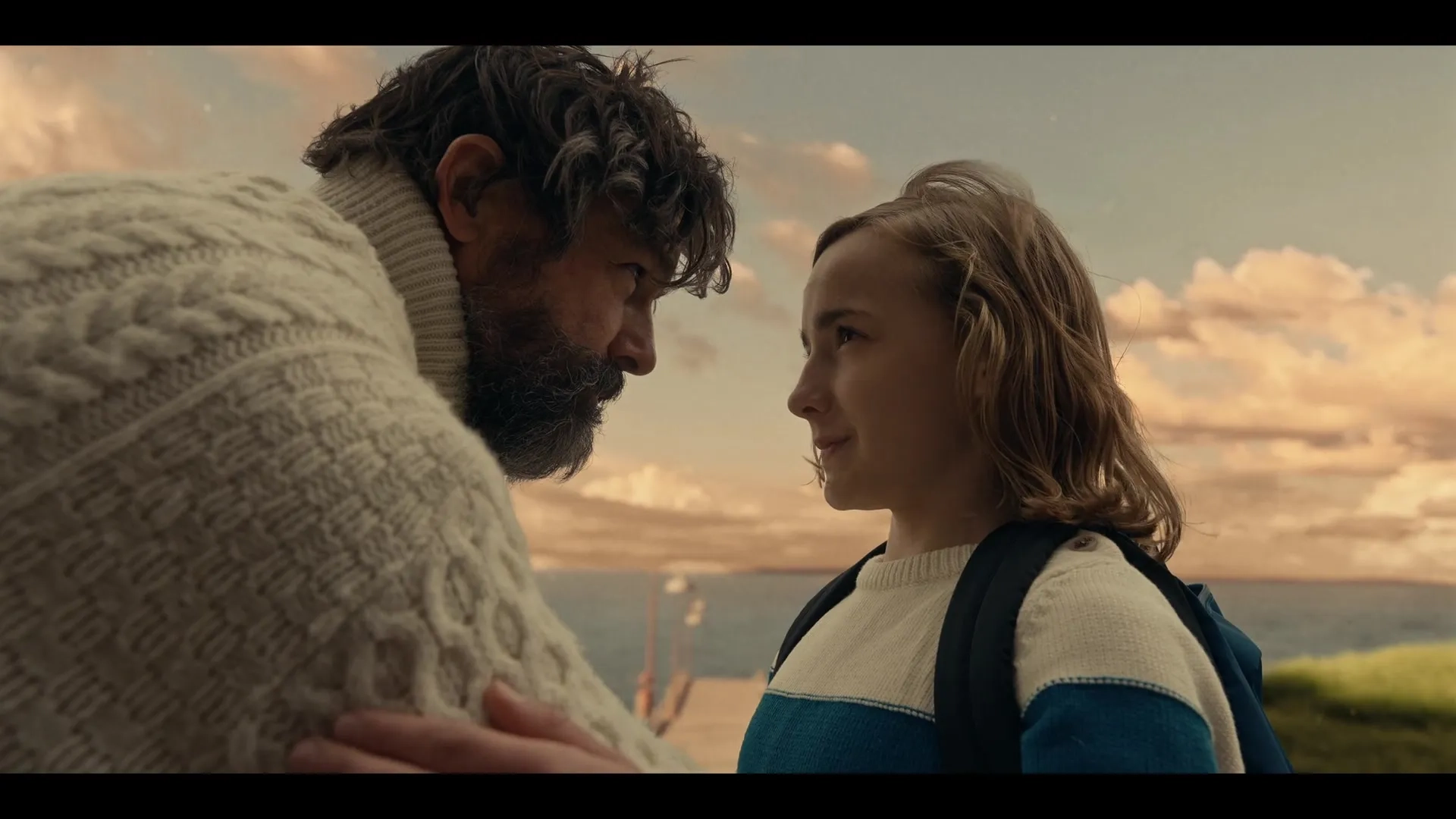 Kyle Chandler and Marlow Barkley in Slumberland (2022)