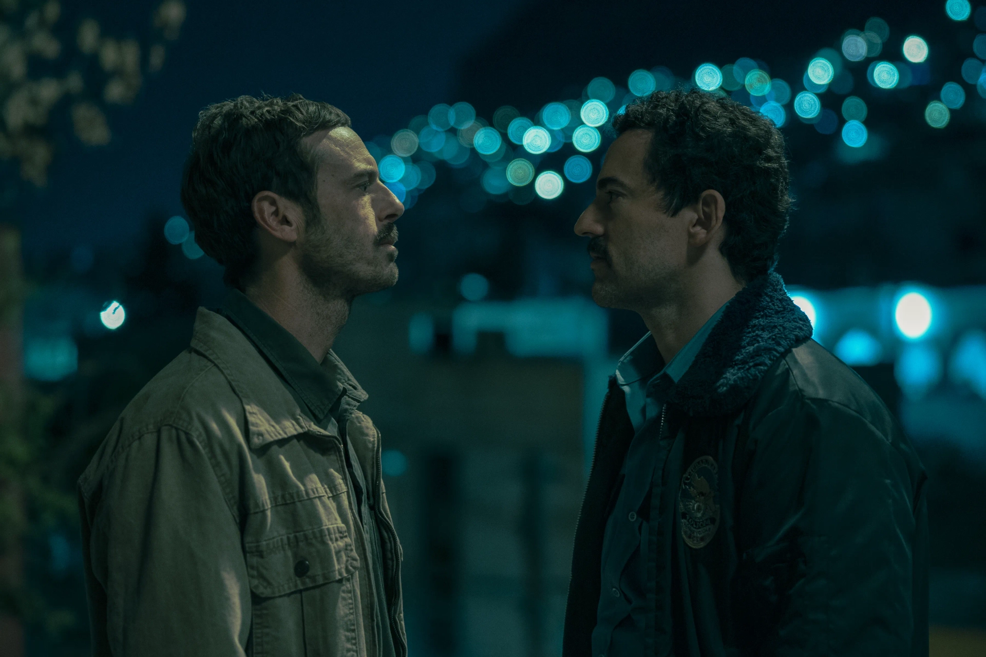 Scoot McNairy and Luis Gerardo Méndez in Narcos: Mexico: Los Juniors (2021)