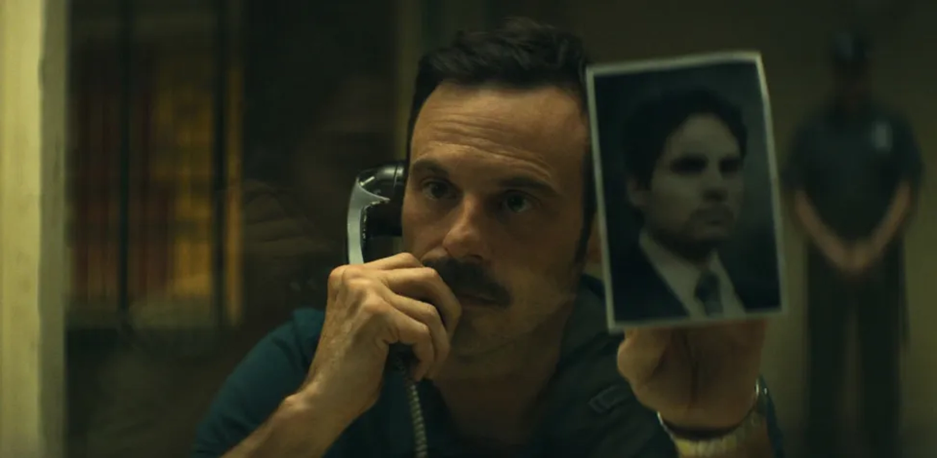 Scoot McNairy in Narcos: Mexico: Free Trade (2020)