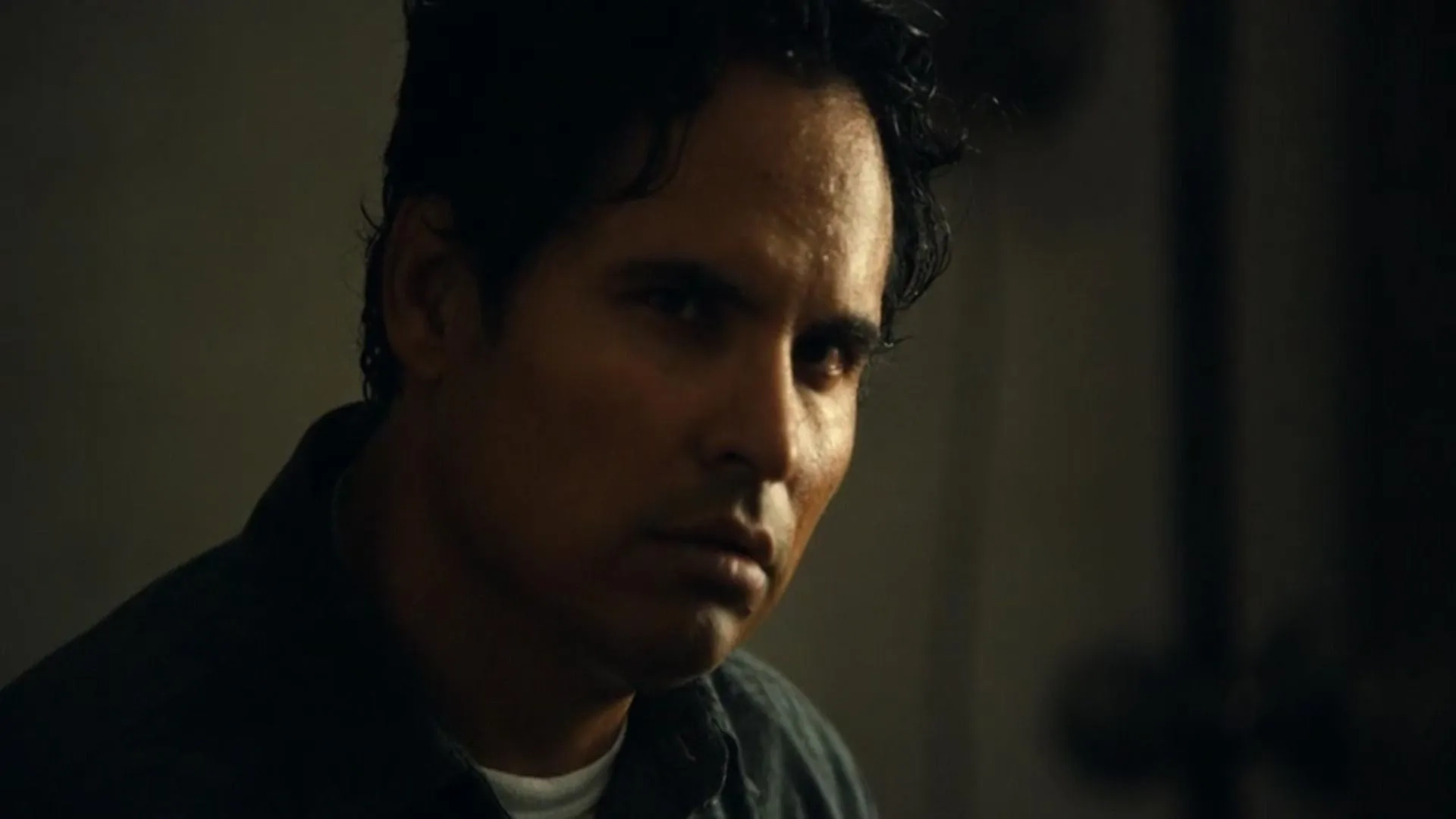 Michael Peña in Narcos: Mexico: Just Say No (2018)