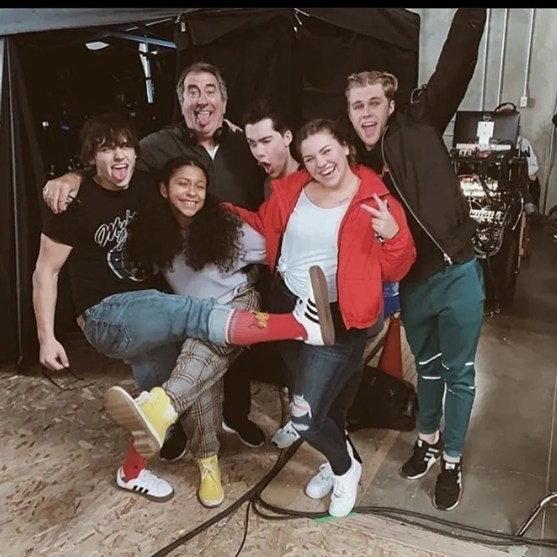 Kenny Ortega, Madison Reyes, Jeremy Shada, Charlie Gillespie, and Owen Patrick Joyner in Julie and the Phantoms (2020)