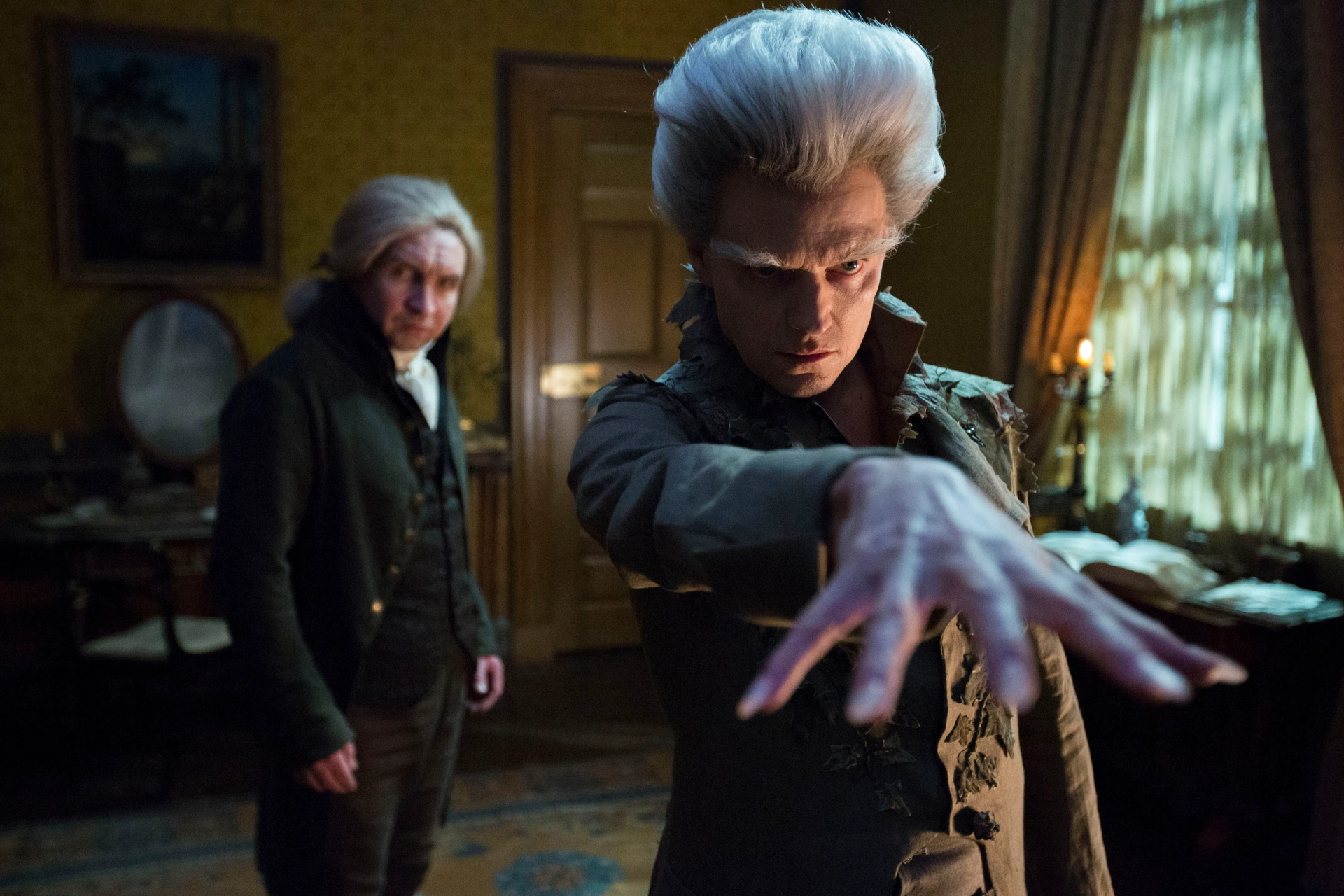 Eddie Marsan and Marc Warren in Jonathan Strange & Mr Norrell (2015)