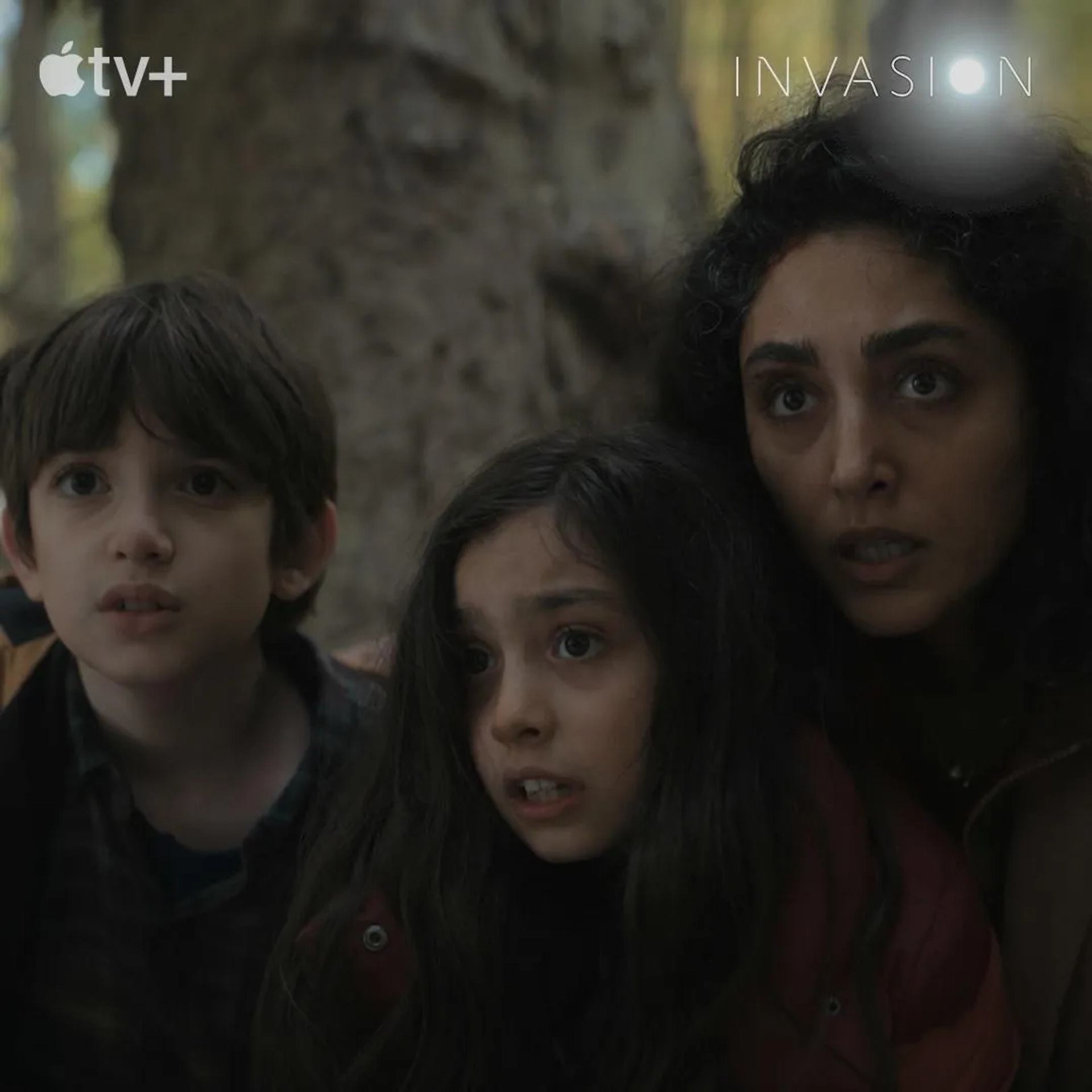 Golshifteh Farahani, Tara Moayedi, and Azhy Robertson in Invasion: Full of Stars (2021)