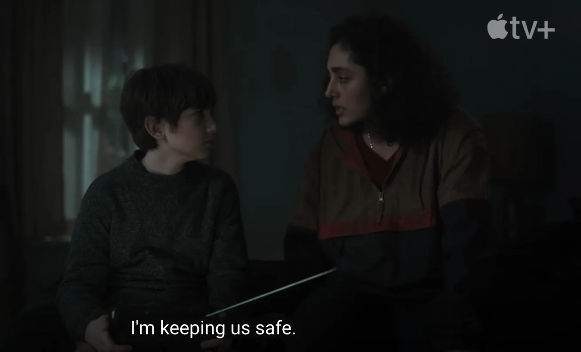 Still of Azhy Robertson and Golshifteh Farahani in Invasion