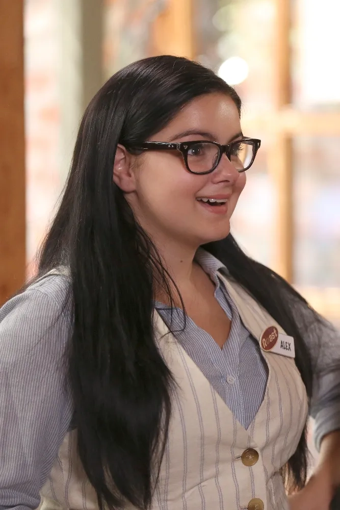 Ariel Winter in Modern Family (2009)