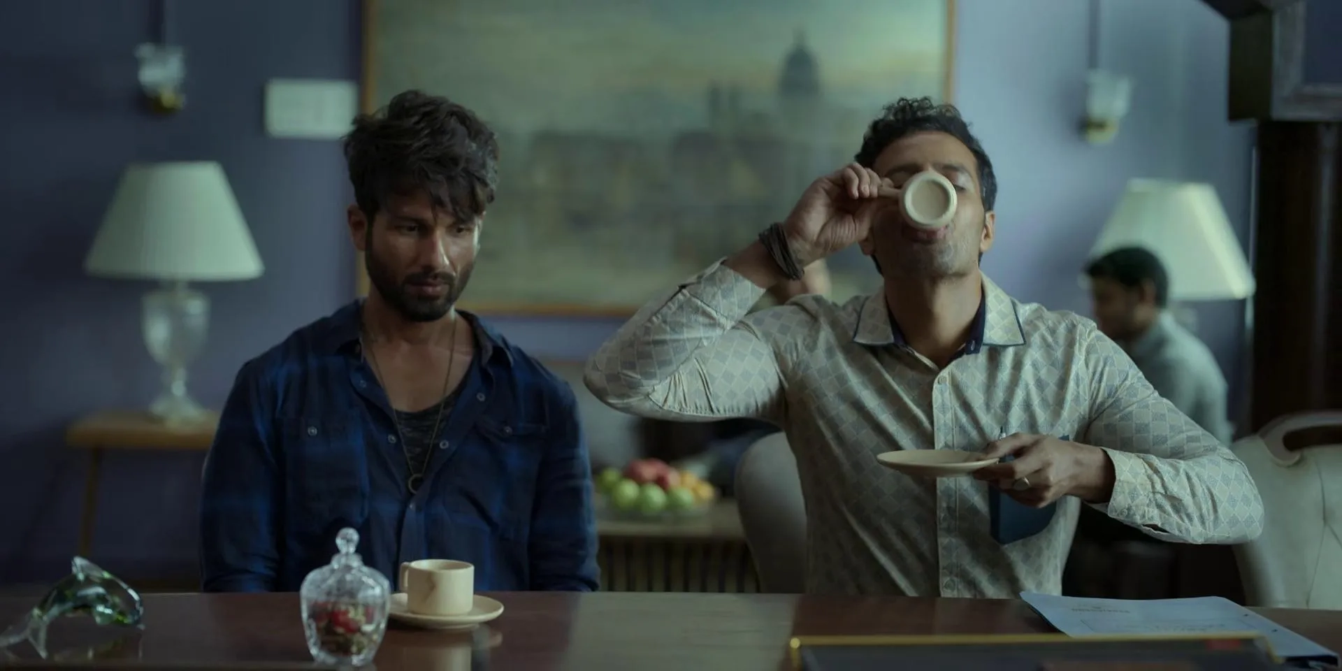 Shahid Kapoor and Bhuvan Arora in Farzi (2023)