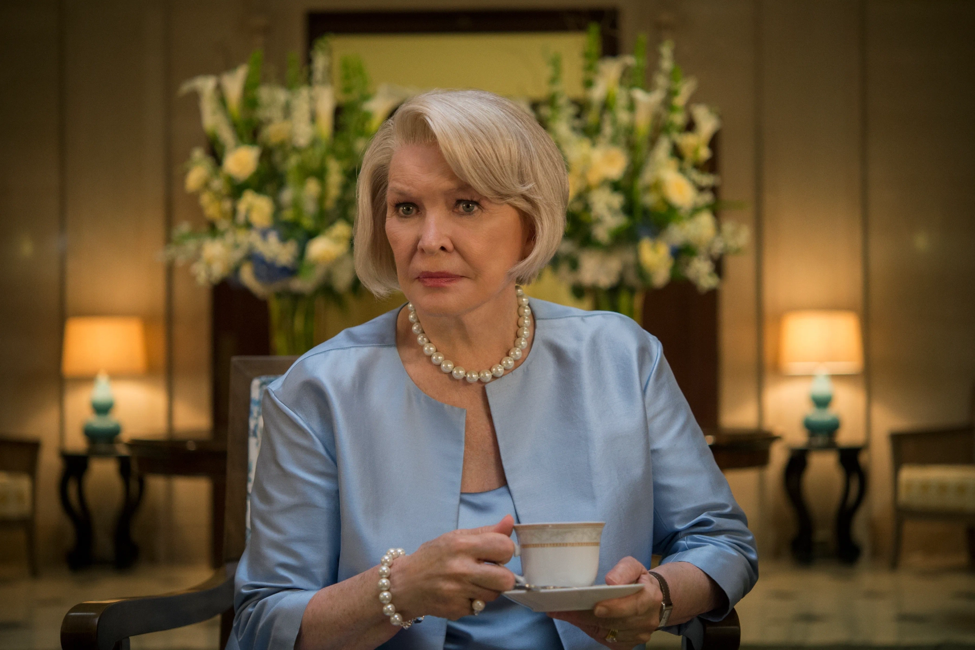 Ellen Burstyn in House of Cards (2013)