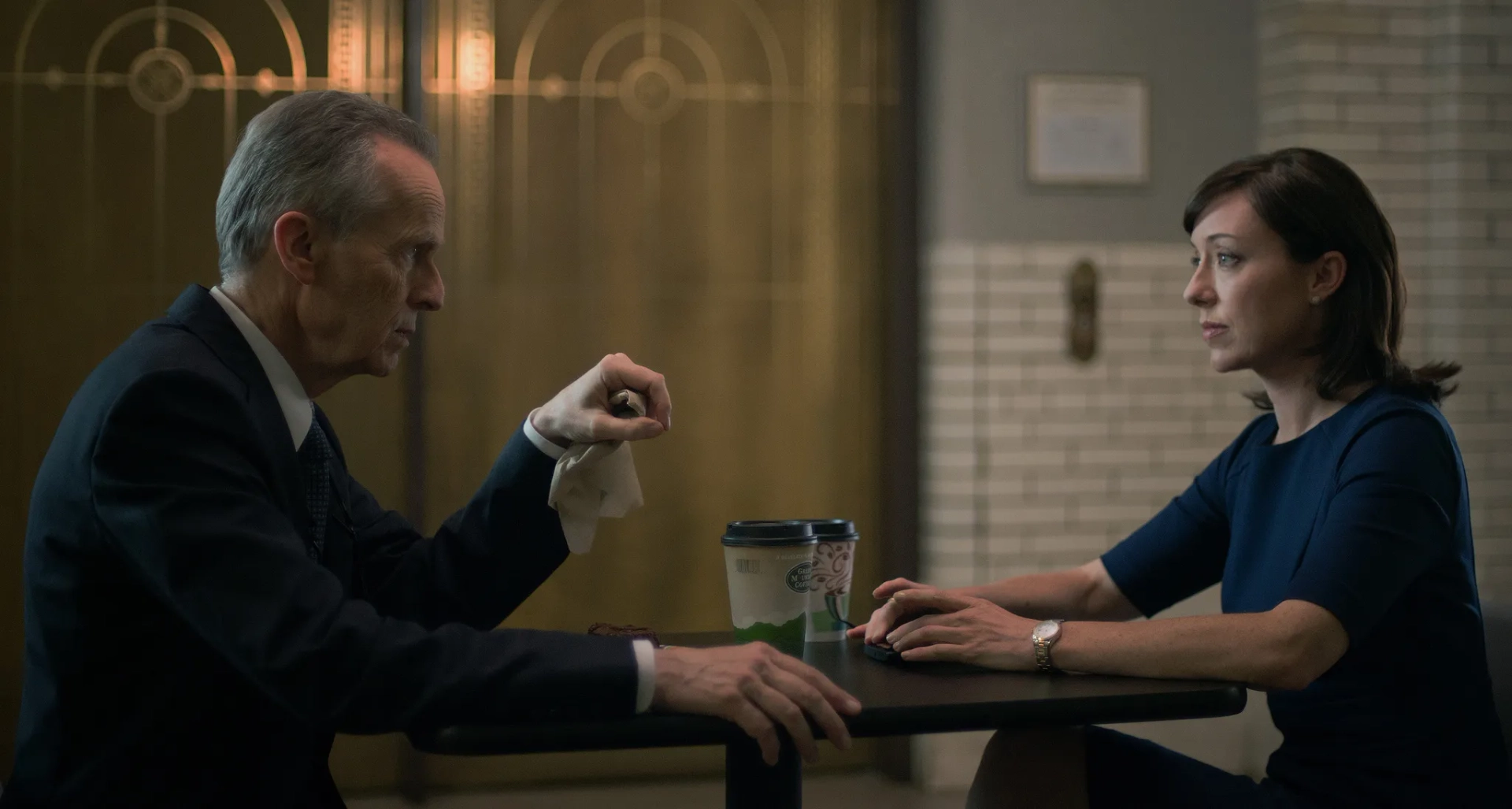 David Clennon and Molly Parker in House of Cards (2013)