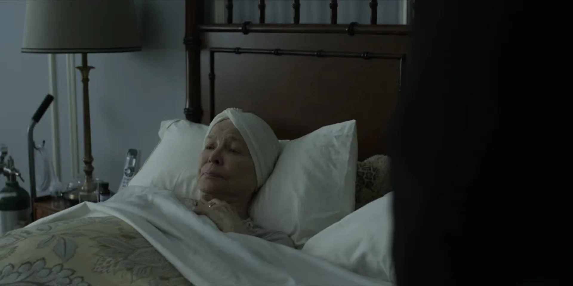 Ellen Burstyn in House of Cards (2013)