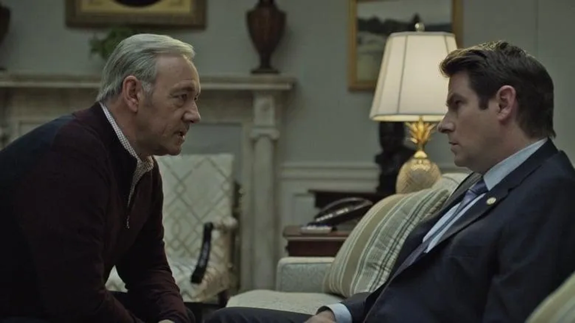 Kevin Spacey and Derek Cecil in House of Cards (2013)