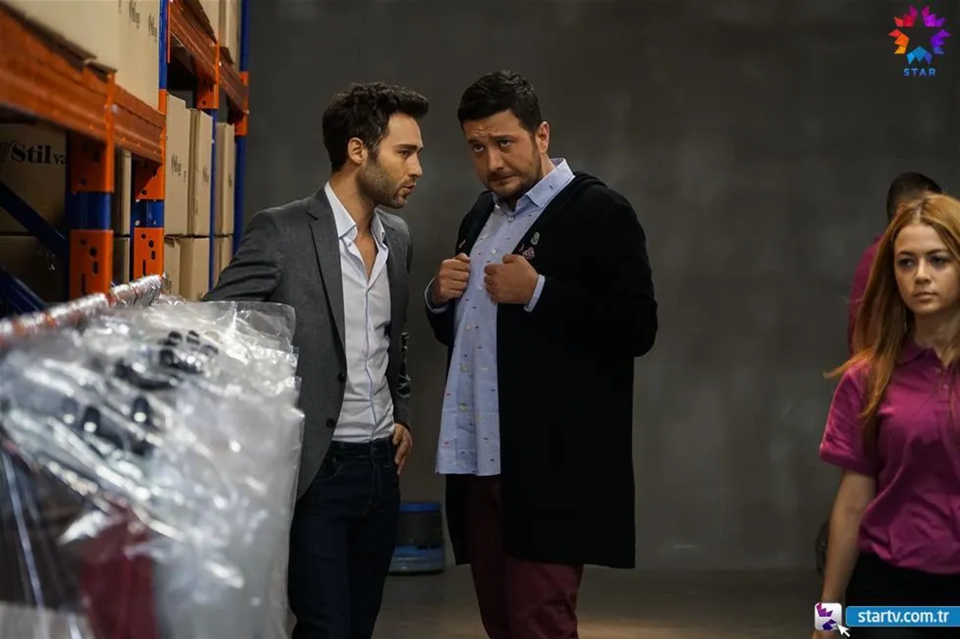 Seçkin Özdemir and Onur Büyüktopçu in Love for Rent (2015)