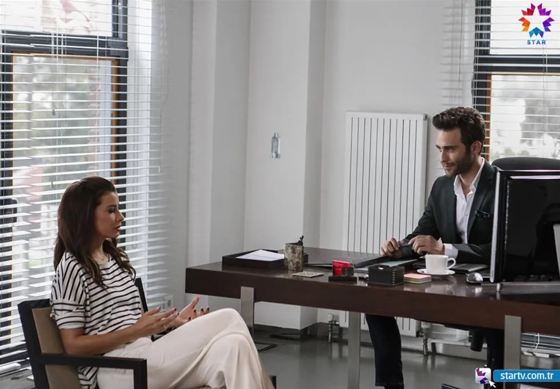 Seçkin Özdemir and Müjde Uzman in Love for Rent (2015)