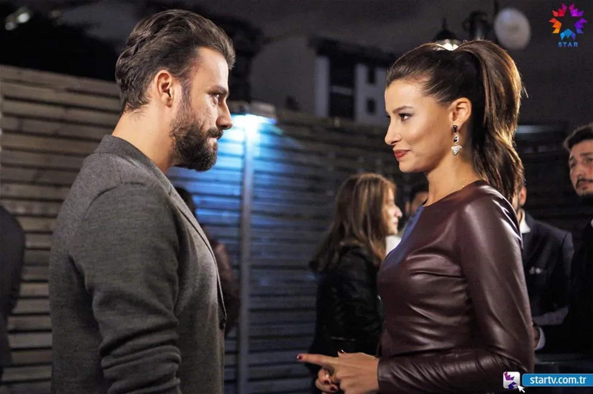 Salih Bademci and Müjde Uzman in Love for Rent (2015)