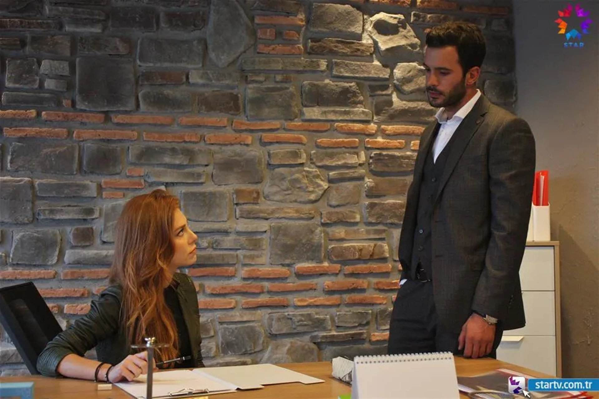 Elçin Sangu and Baris Arduç in Love for Rent (2015)