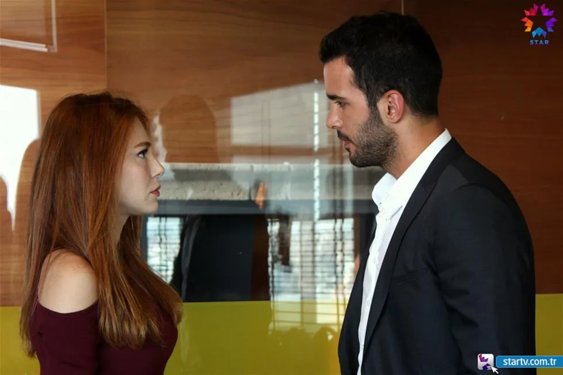 Elçin Sangu and Baris Arduç in Love for Rent (2015)