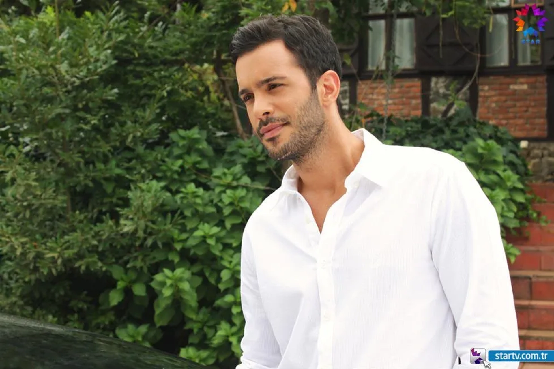 Baris Arduç in Love for Rent (2015)