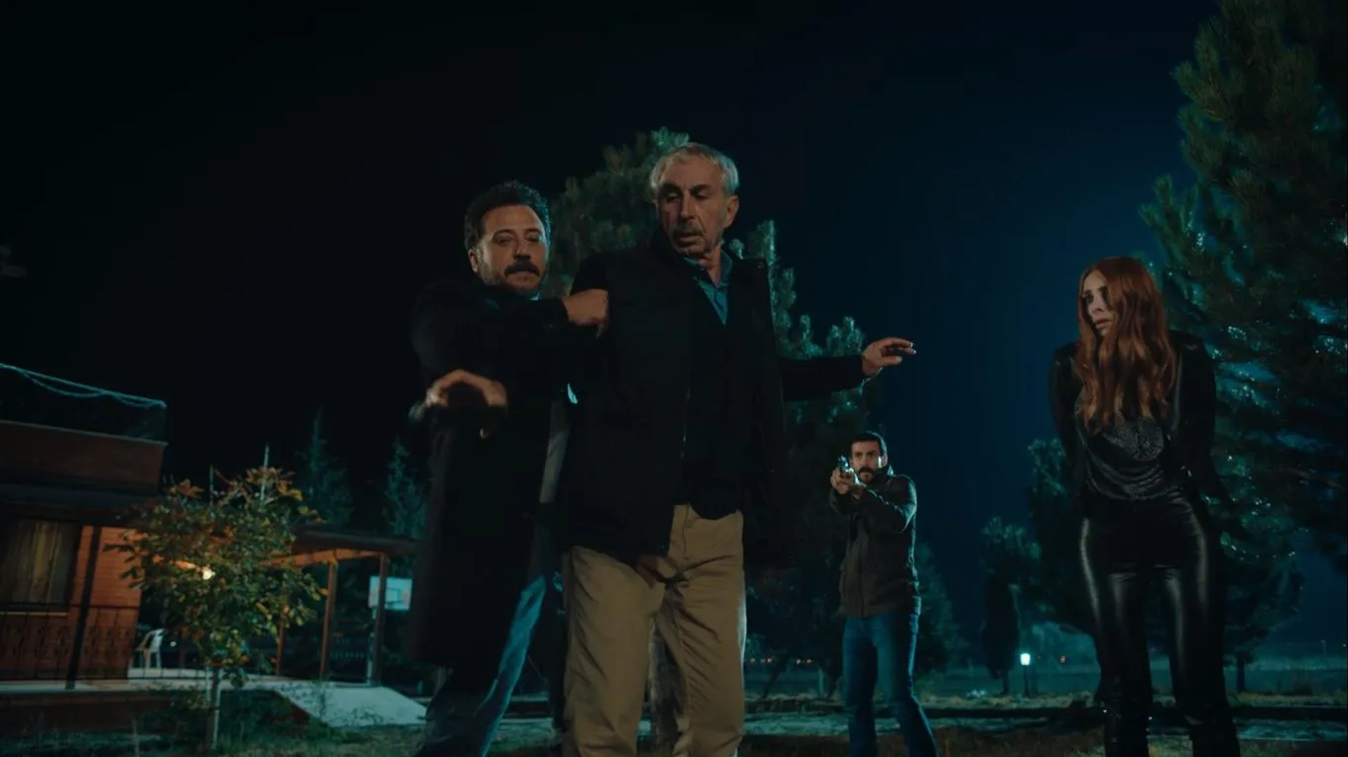 Yigit Özsener, Riza Akin, Nur Fettahoglu, and Ekin Koç in The Steppe (2018)