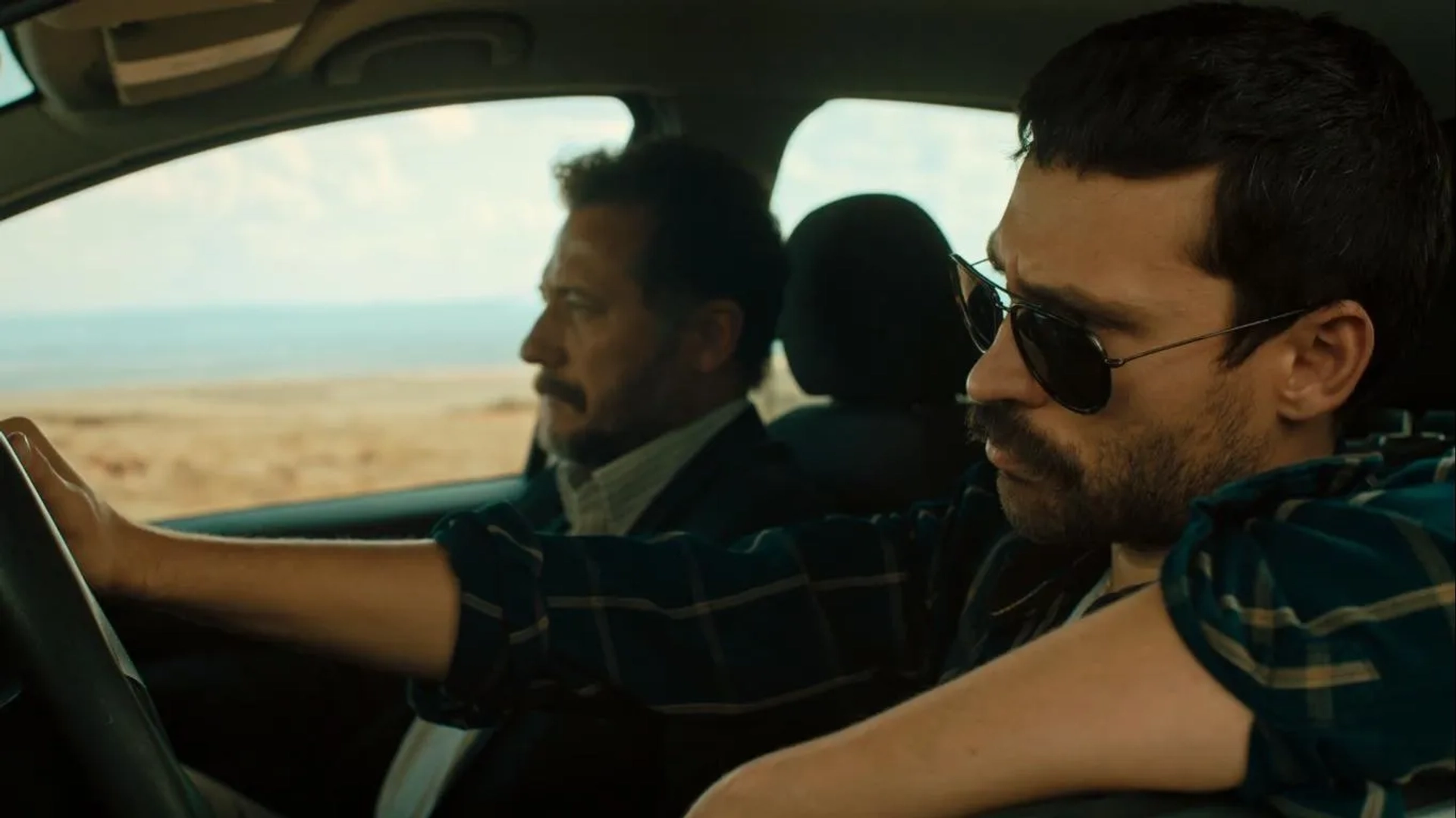 Yigit Özsener and Ekin Koç in The Steppe (2018)