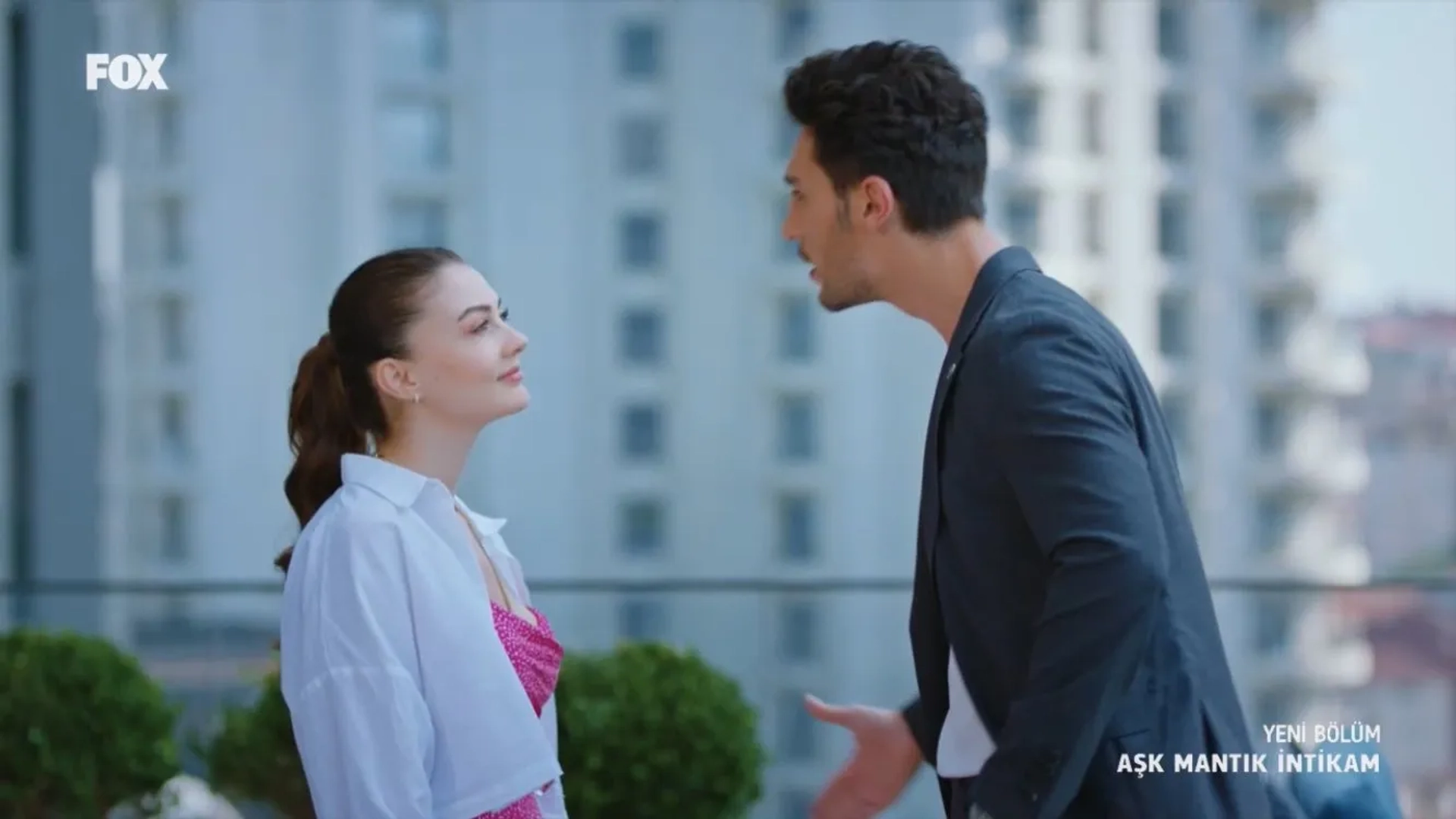 Burcu Özberk and Ilhan Sen in Love, Reason, Get Even (2021)