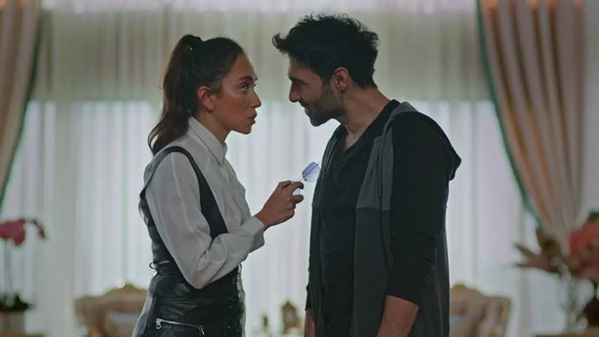 Mustafa Yildiran and Duygu Sarisin in Azize (2019)