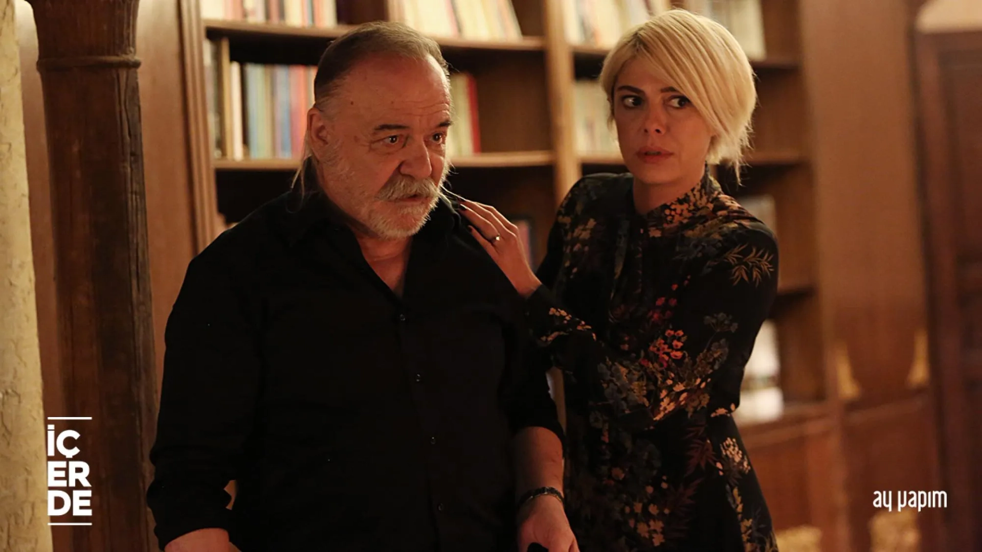 Çetin Tekindor and Gözde Kansu in Insider (2016)