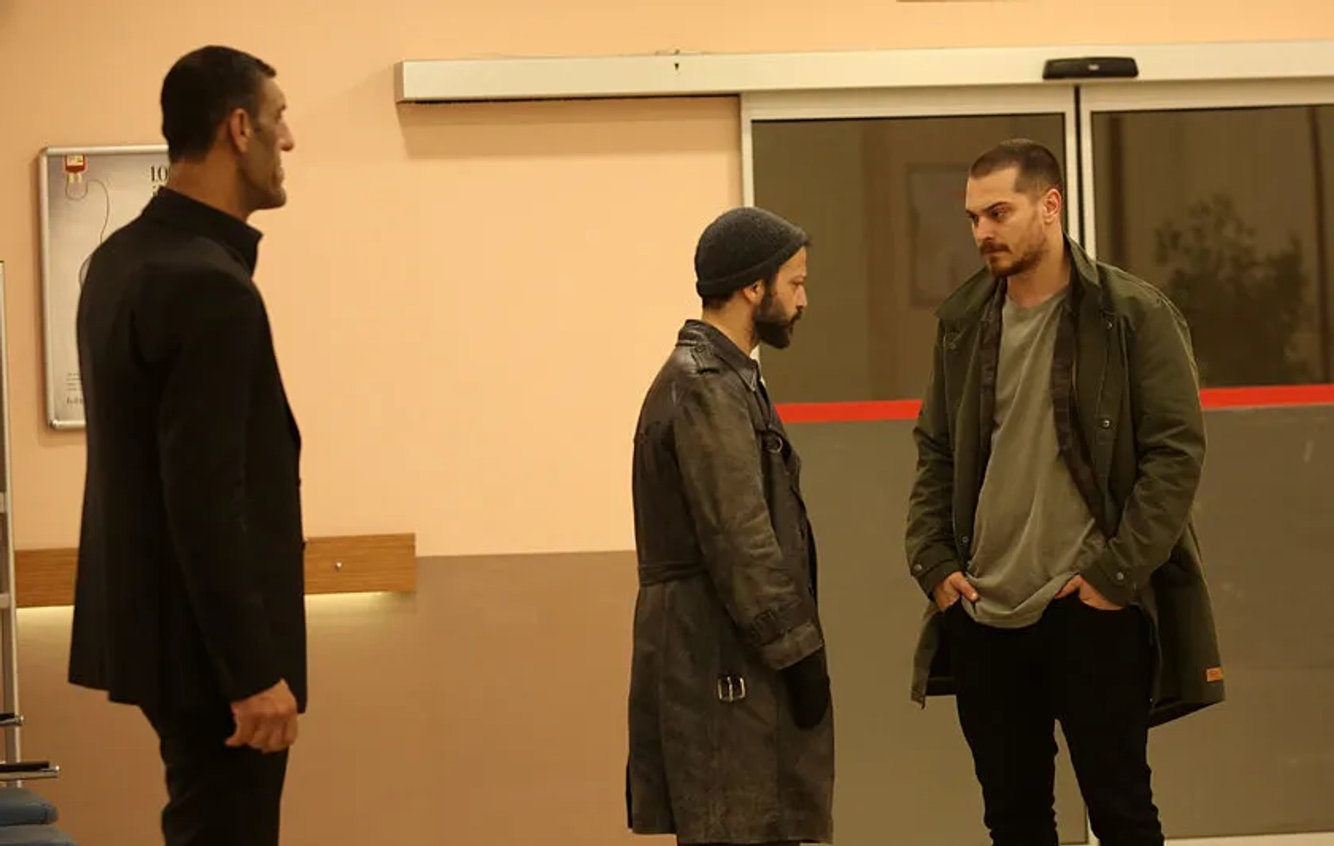 Riza Kocaoglu, Çagatay Ulusoy, and Seyithan Özdemir in Insider (2016)