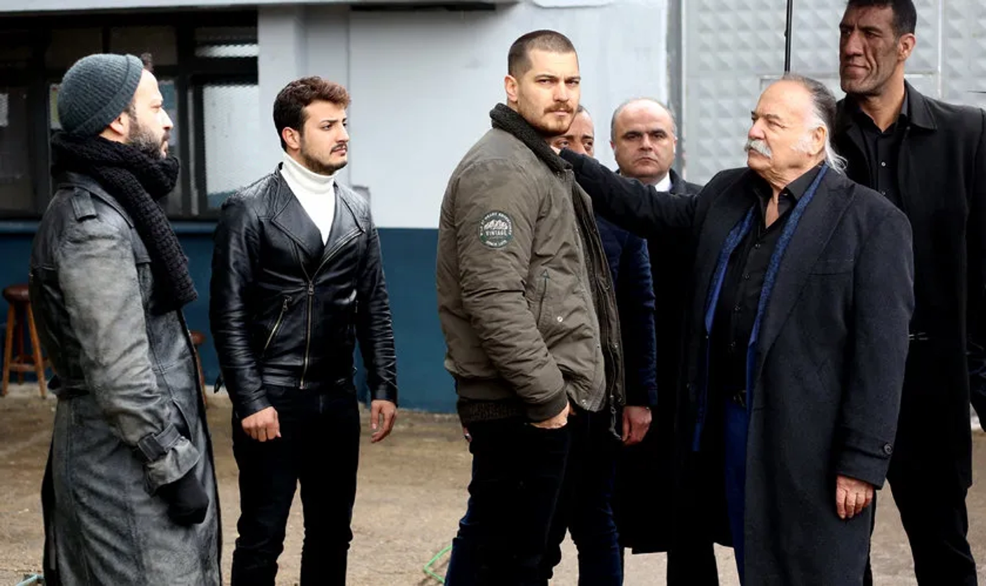 Çetin Tekindor, Riza Kocaoglu, Çagatay Ulusoy, and Seyithan Özdemir in Insider (2016)