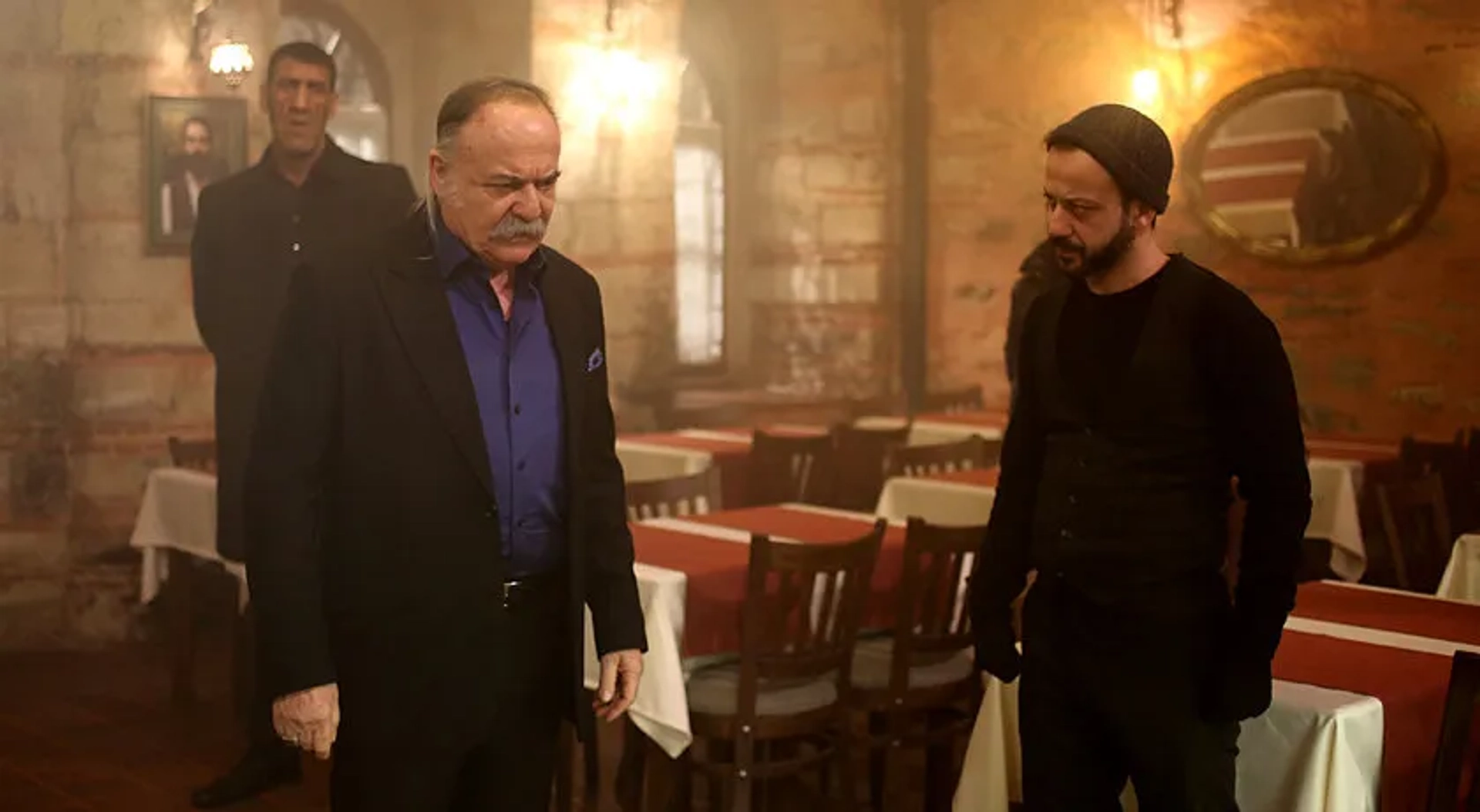 Çetin Tekindor, Riza Kocaoglu, and Seyithan Özdemir in Insider (2016)