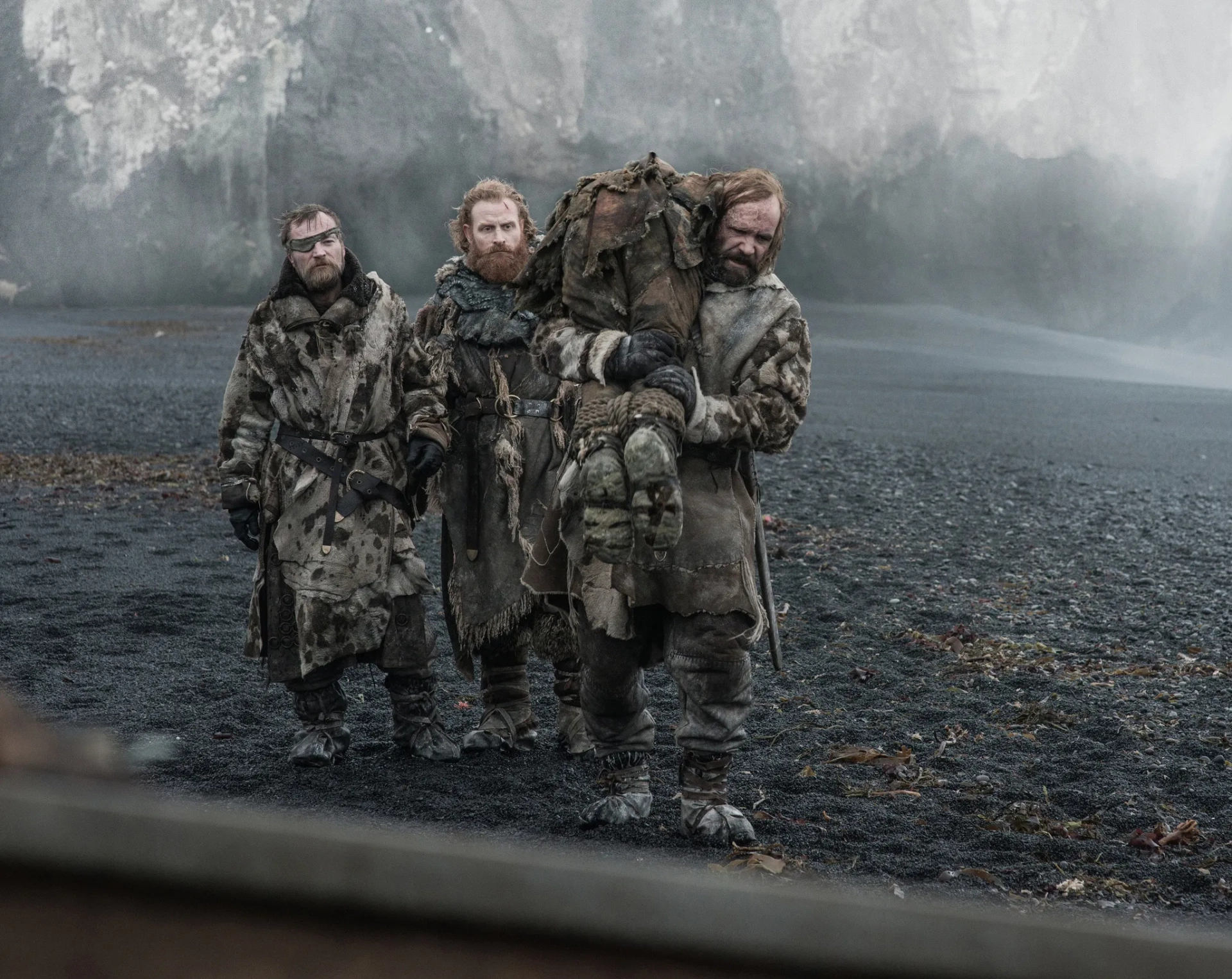 Richard Dormer, Rory McCann, and Kristofer Hivju in Game of Thrones (2011)