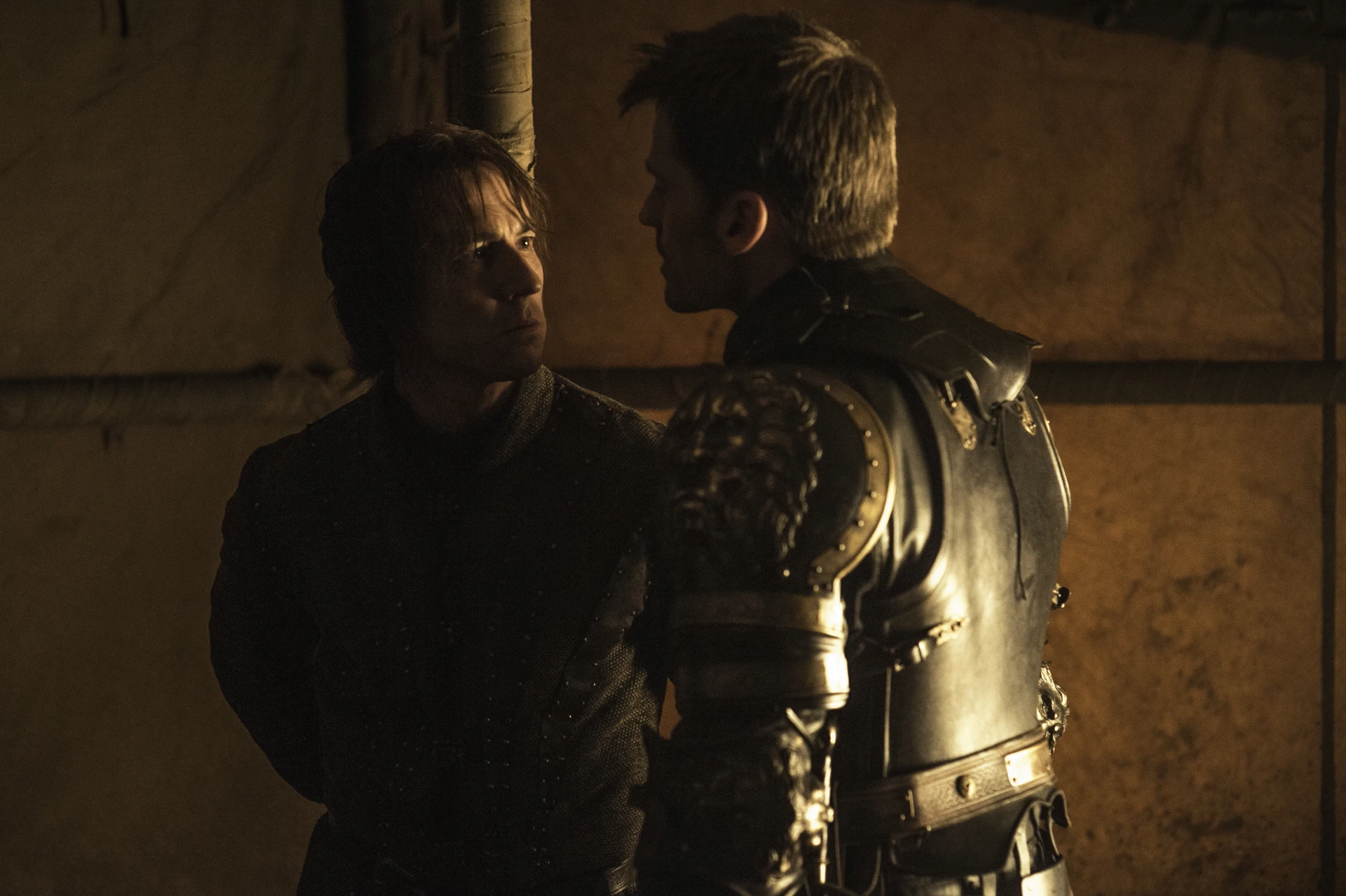 Nikolaj Coster-Waldau and Tobias Menzies in Game of Thrones (2011)