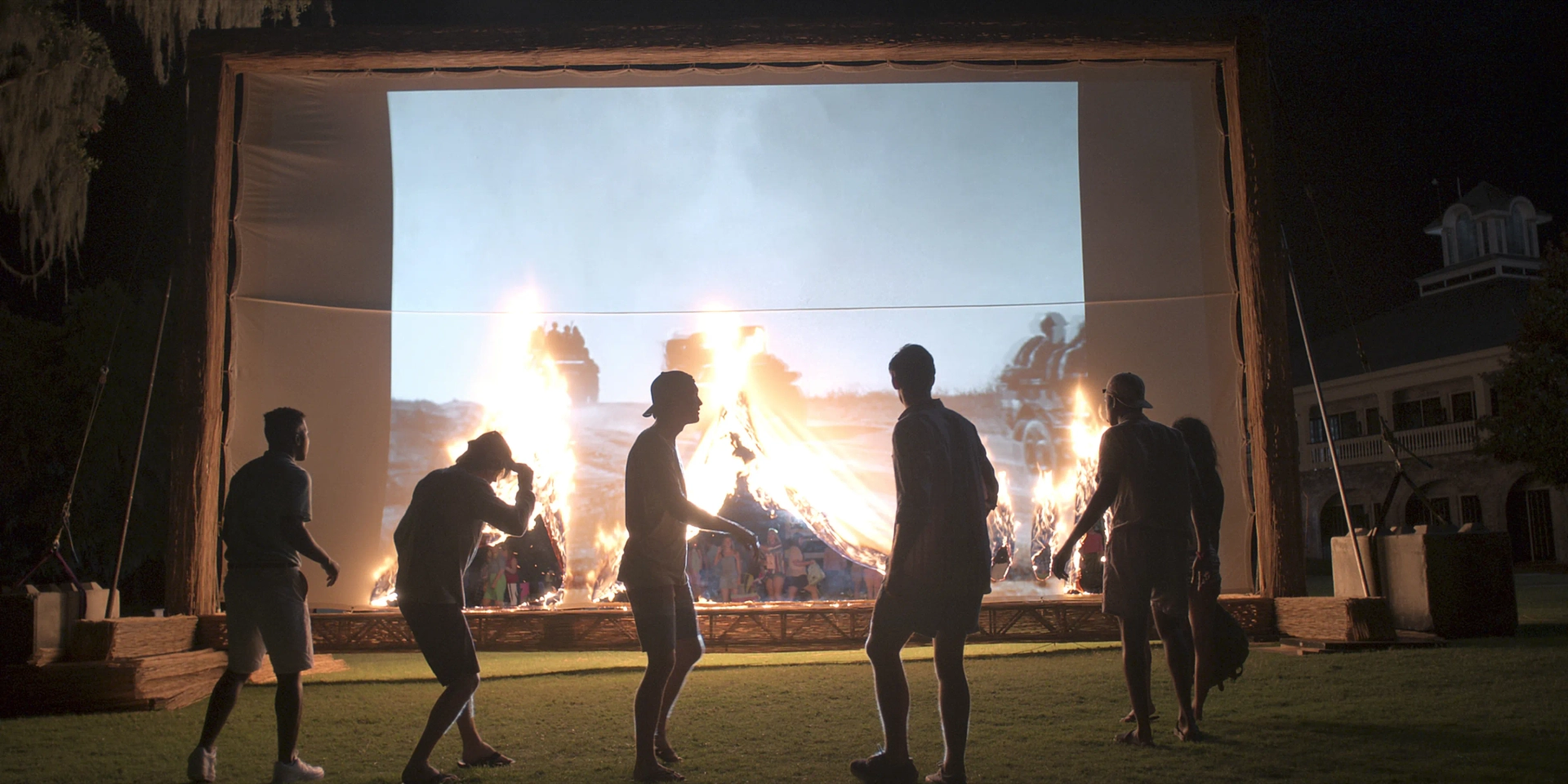 Austin North, Deion Smith, J.D., Madison Bailey, Drew Starkey, and Rudy Pankow in Outer Banks (2020)