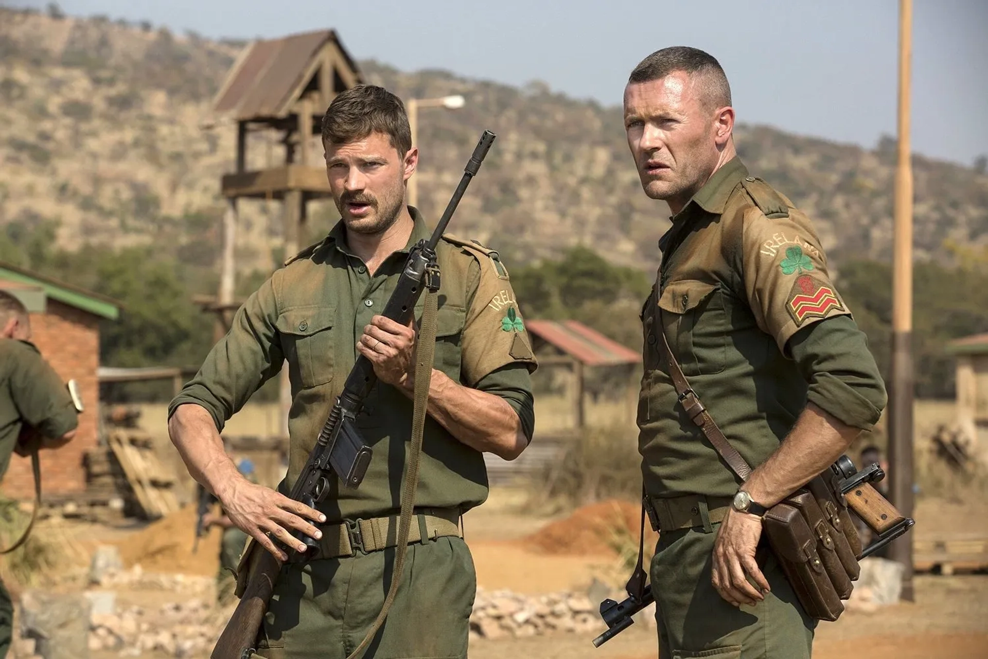 Jason O'Mara and Jamie Dornan in The Siege of Jadotville (2016)