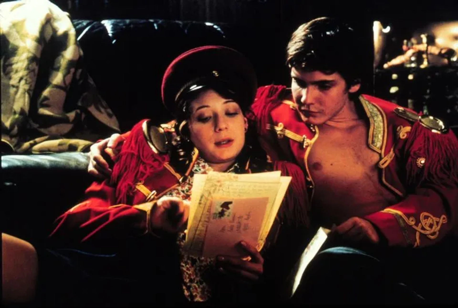 Daniel Brühl and Chulpan Khamatova in Good Bye Lenin! (2003)