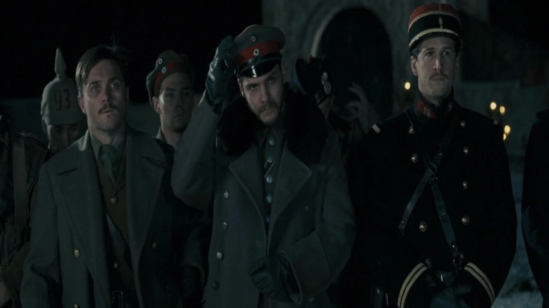 Daniel Brühl, Guillaume Canet, and Alex Ferns in Joyeux Noel (2005)